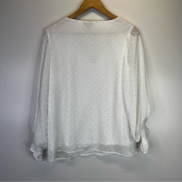 Vince Camuto V-Neck Swiss Dot blouse soft ecru - S - Picture 7 of 12